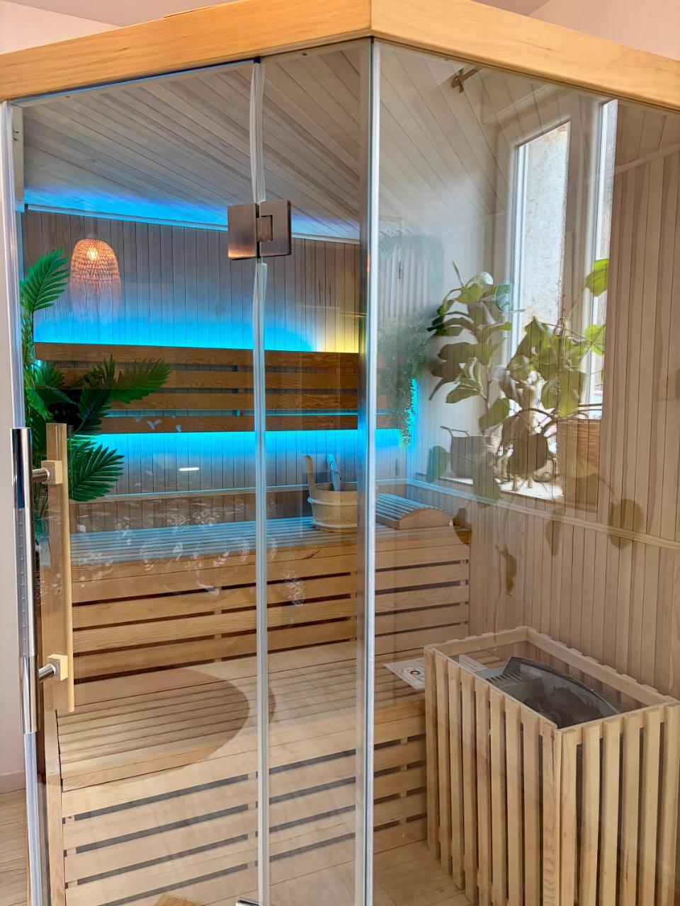 Sauna en bord de rivière - 4