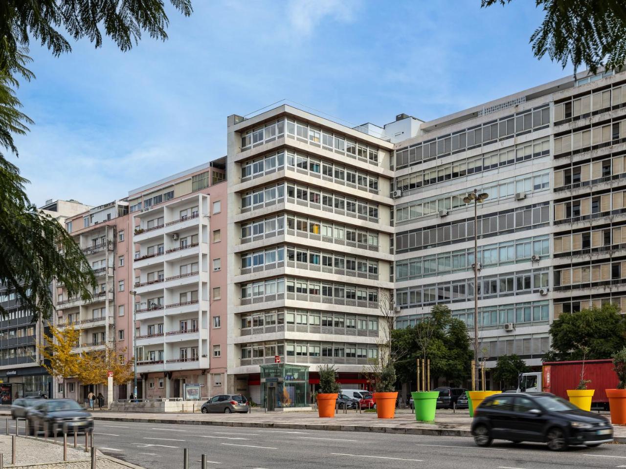 Photo - LSA Alvalade by Numa