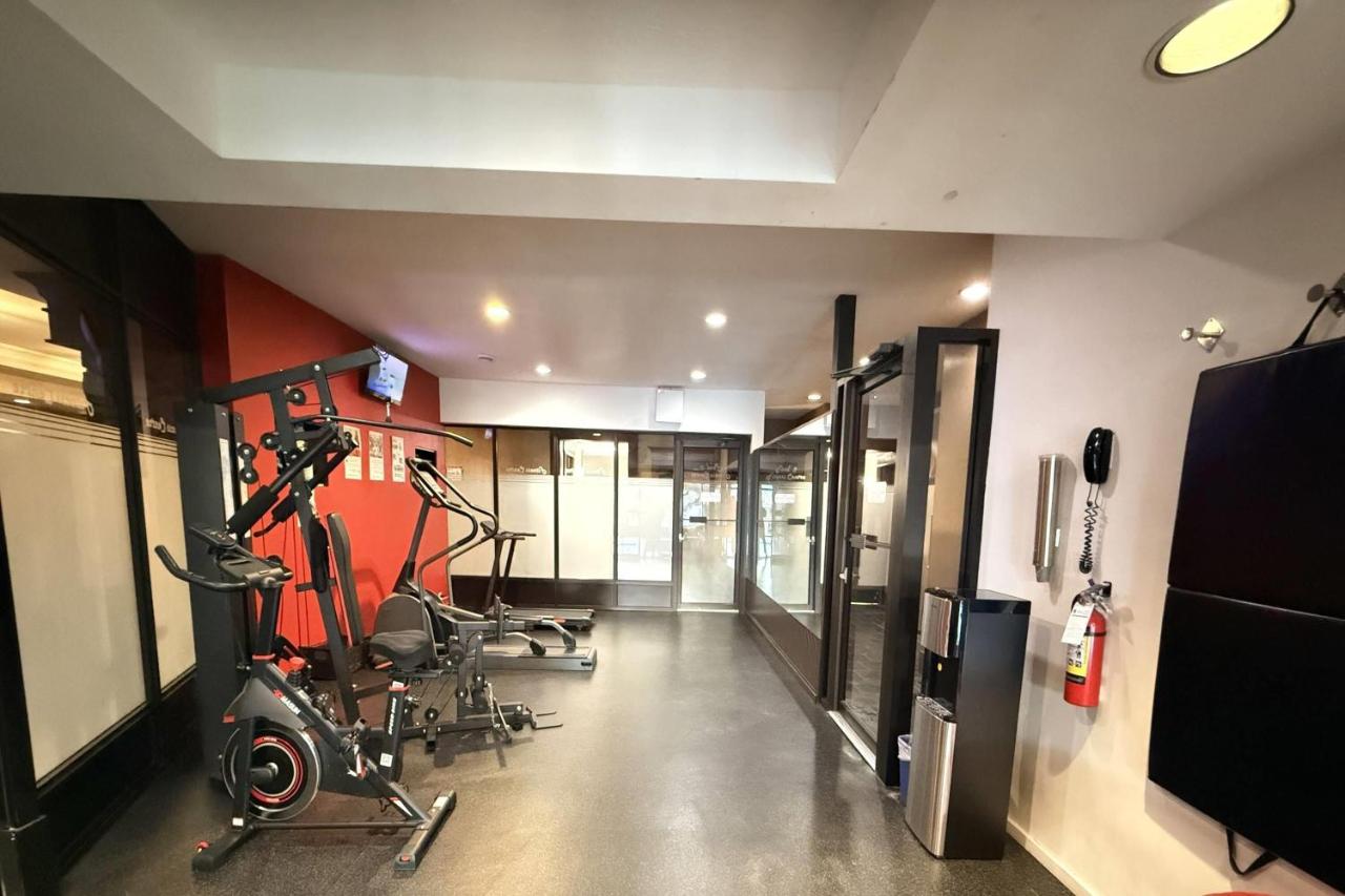 Photo - Ramada by Wyndham Kelowna Hotel & Conference Center