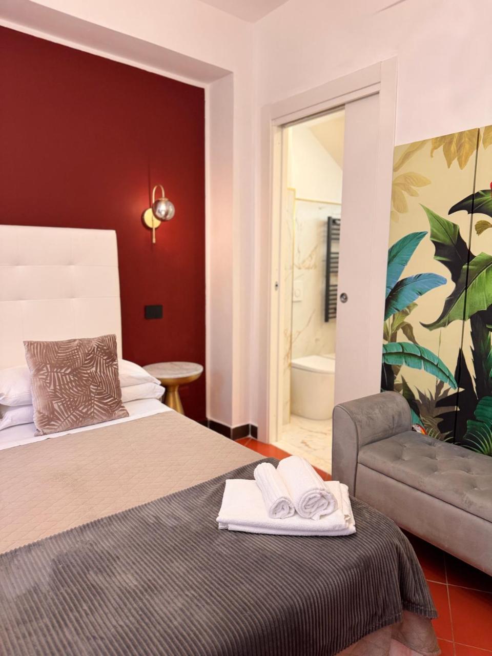 Taorminas Sun Central Boutique Guesthouse & Suites - 2
