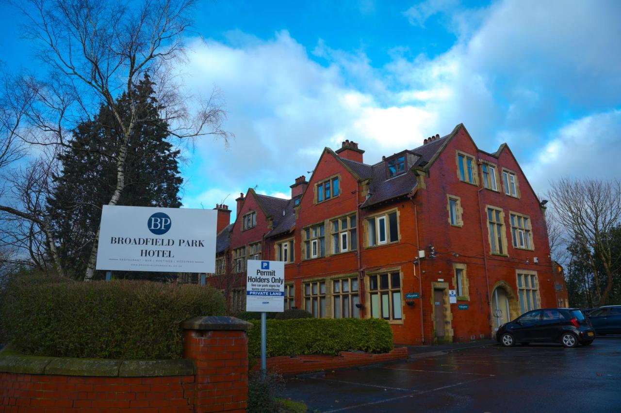 Broadfield Park Hotel by Belvilla