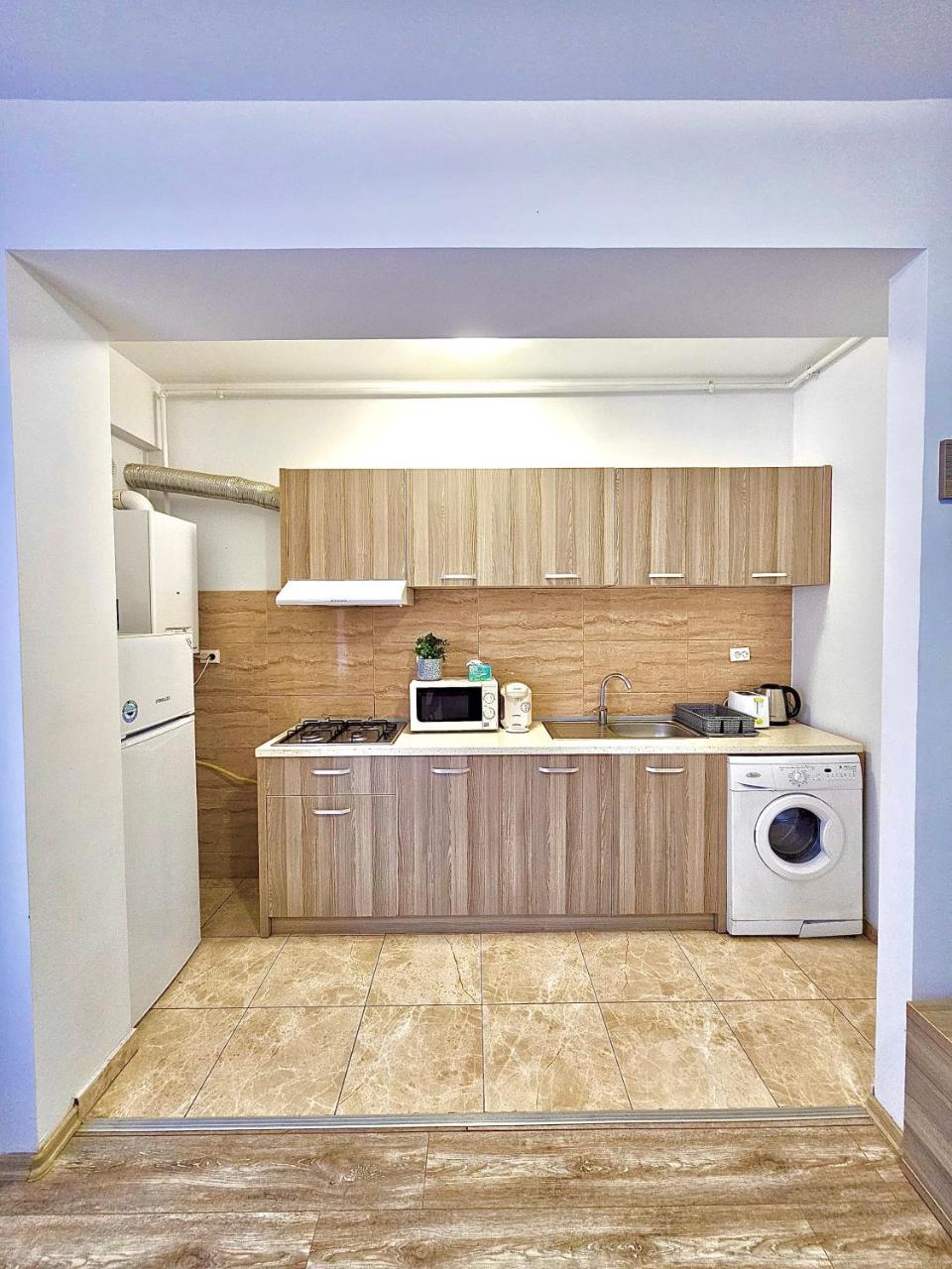 Summerland Premium Apartments - 6