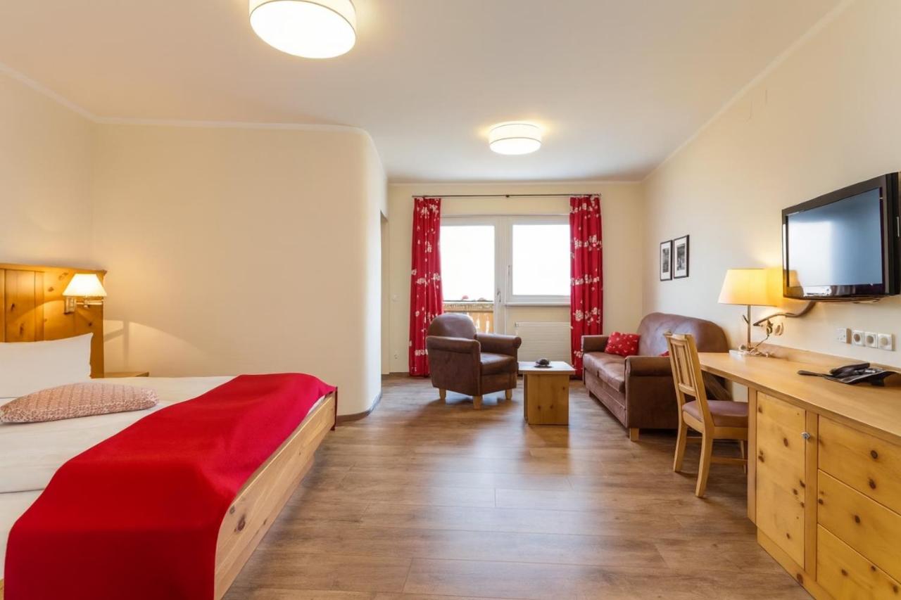 Heidi-Hotel Falkertsee - Kinderhotel photo 4