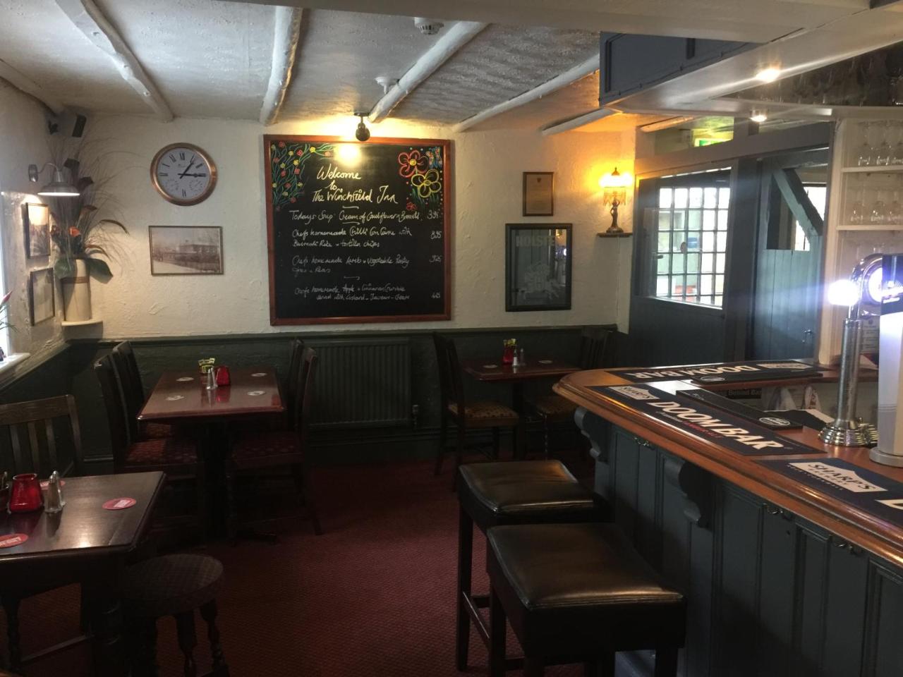 Foto - The Winchfield Inn