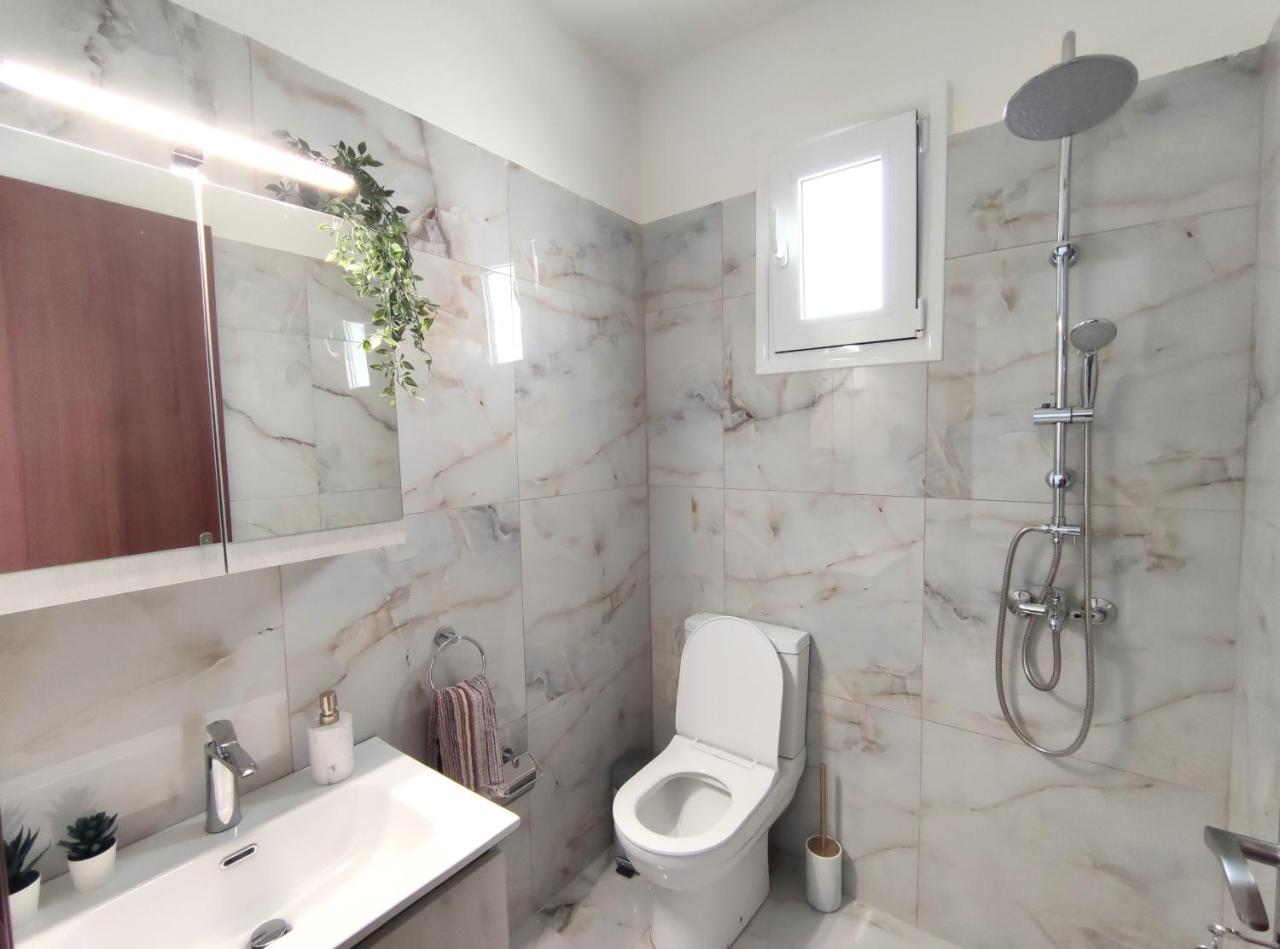 Villa with 2 bedrooms - 2 bathrooms - Private pool - 4