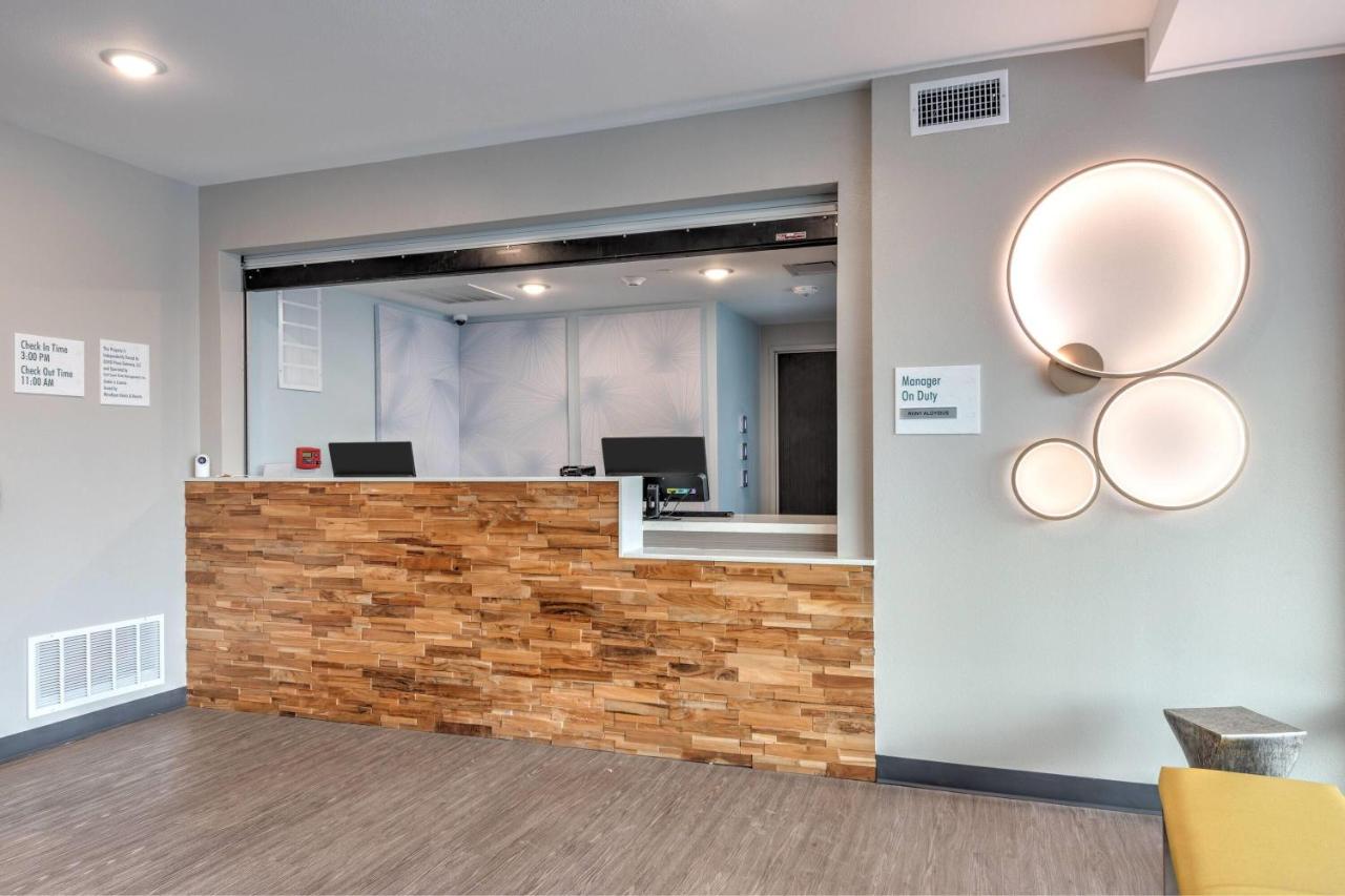 ECHO Suites Extended Stay by Wyndham Dallas Plano/Richardson photo 2
