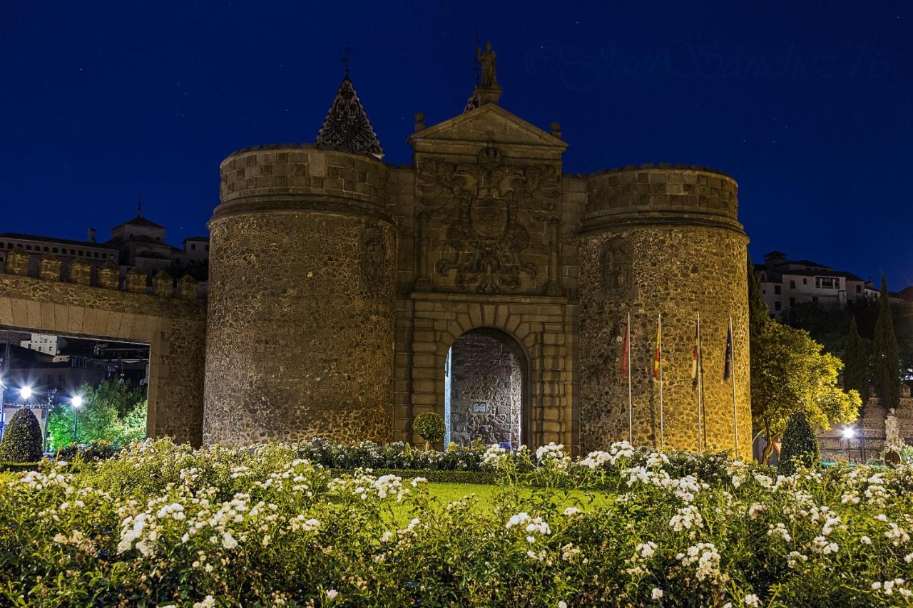 Apartamentos Adarve Toledo photo 3