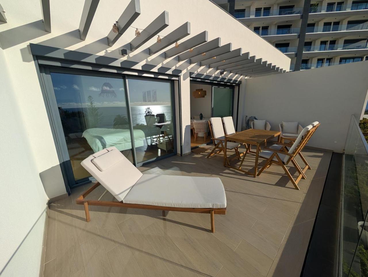 Breathtaking Oceanfront Living, Sunset Facing 3-Bedroom Flat in Acqua Residences - 5