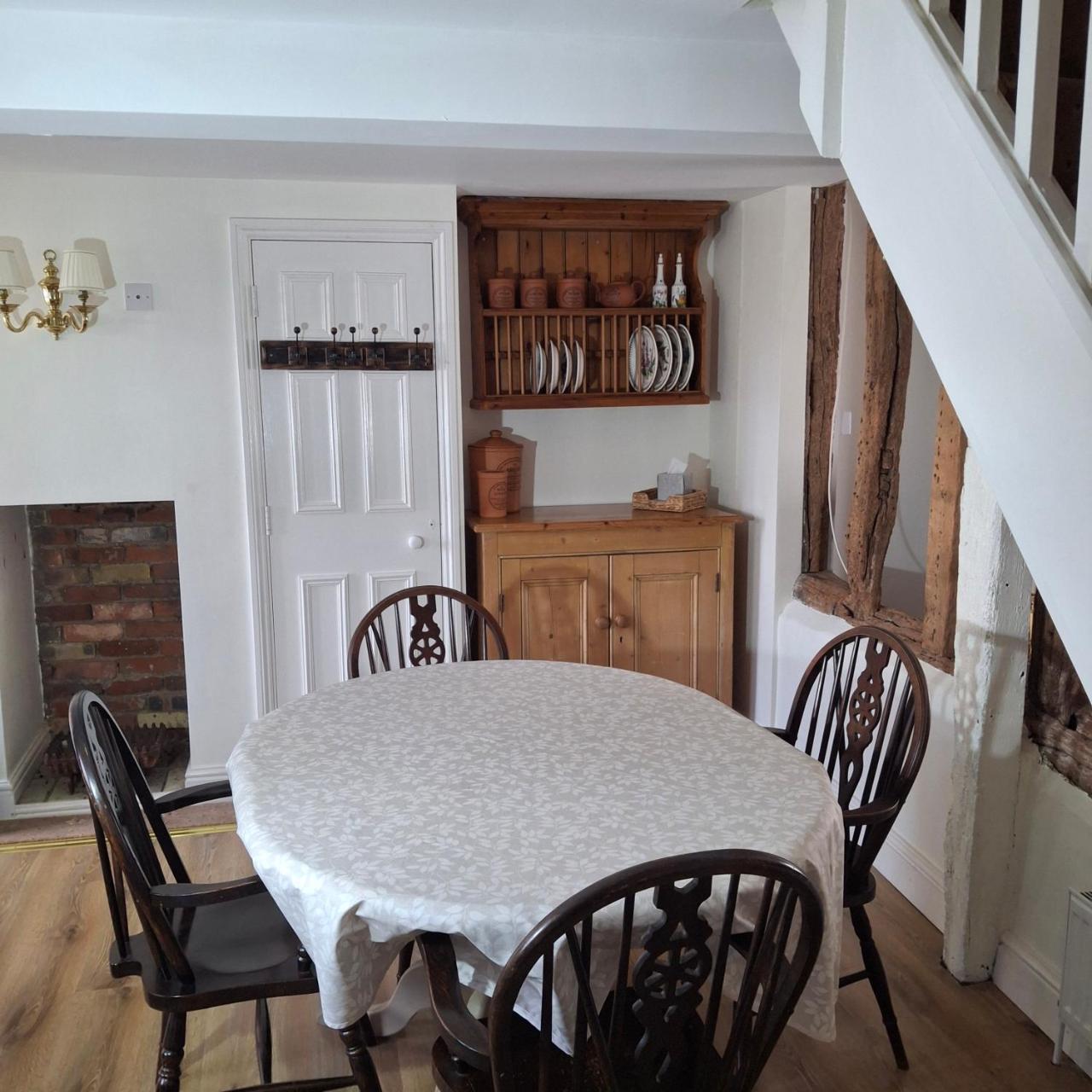 The Abbey Hotel & Apartments photo 2