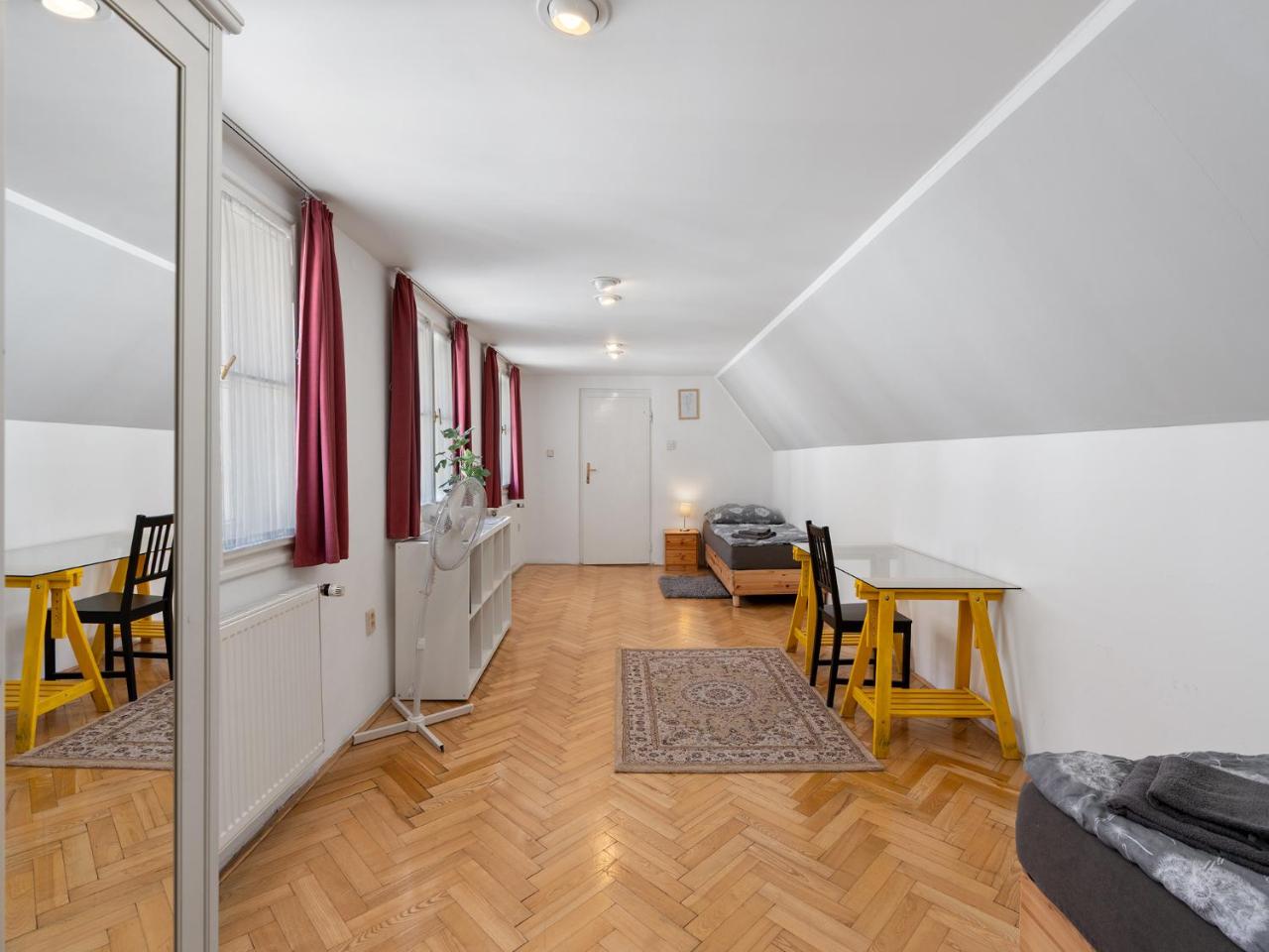Old Town Home Prague Apartments - Just steps from Old Town Square photo 3