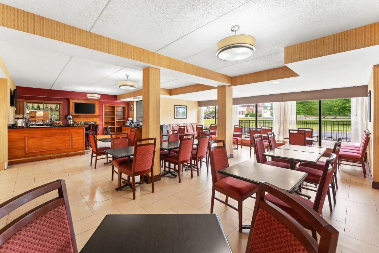 Comfort Inn Lehigh Valley West photo 3
