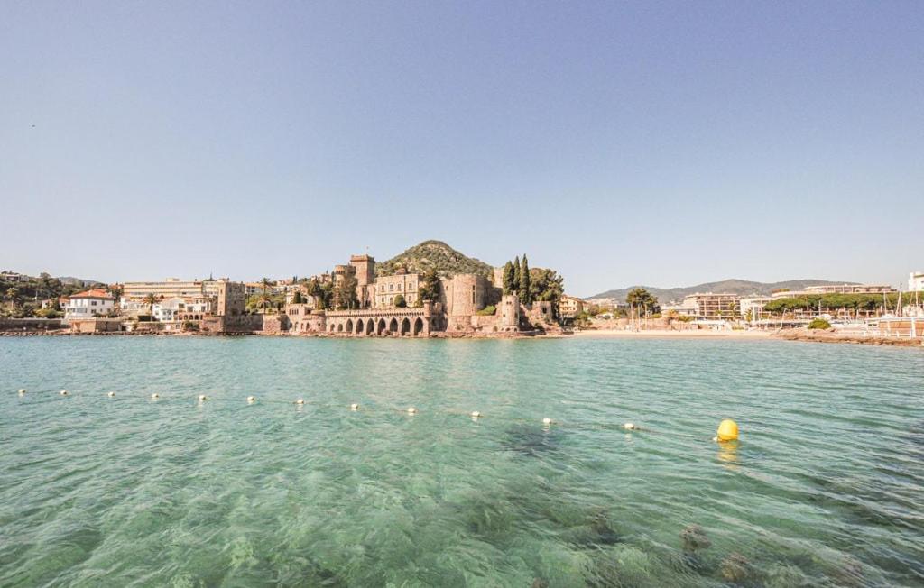 3 pièces confort et calme - proche cannes & plages - 3