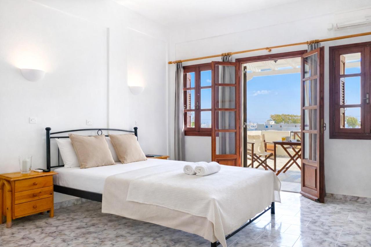 Almyra Villa photo 3