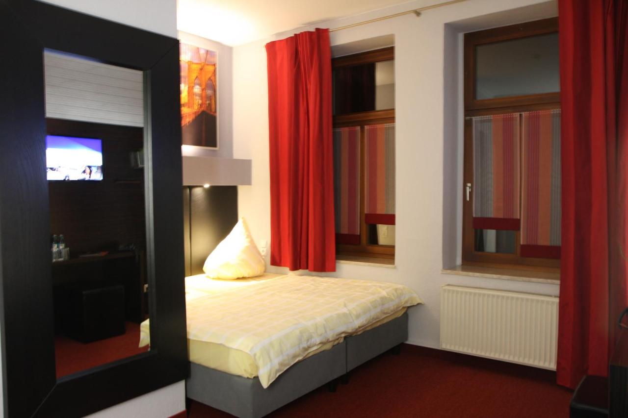 SL'otel - Das StadtHotel - voll Klimatisiert photo 3