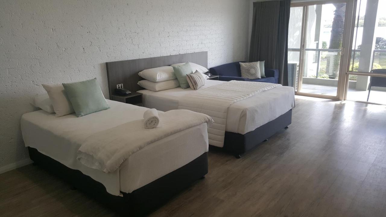 Moby Dick Waterfront Resort Motel photo 3