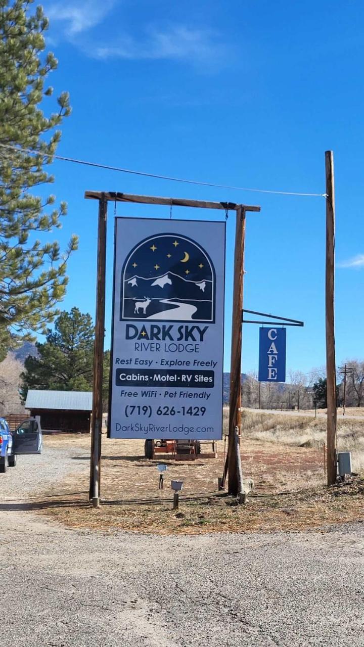 Quiet Motel Room Near Ark River - 15 min to Salida photo 4