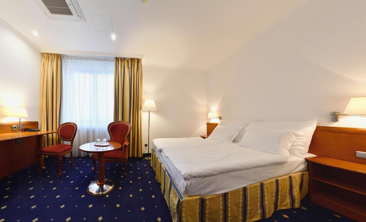 Photo - Hotel Coronet