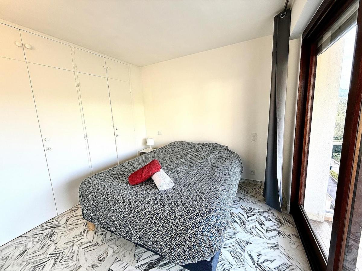 T2 lumineux avec piscine et plage à pieds à Mandelieu-la-Napoule - 5