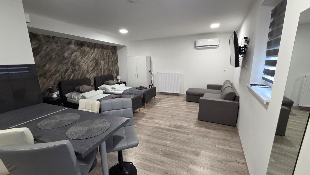 Belvárosi apartmanház 2 - 3