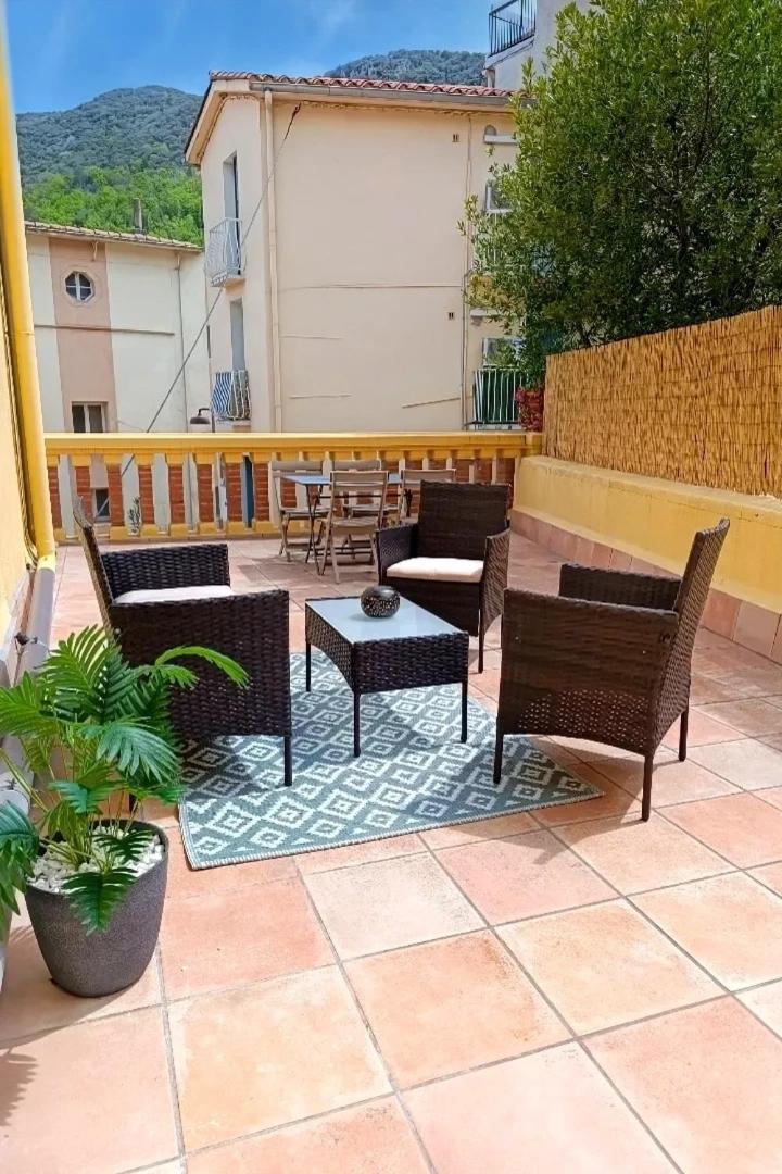Apt 9, 2ème étage, magnifique T2 d'environ 45m2, climatisé avec une large terrasse plein sud - 4