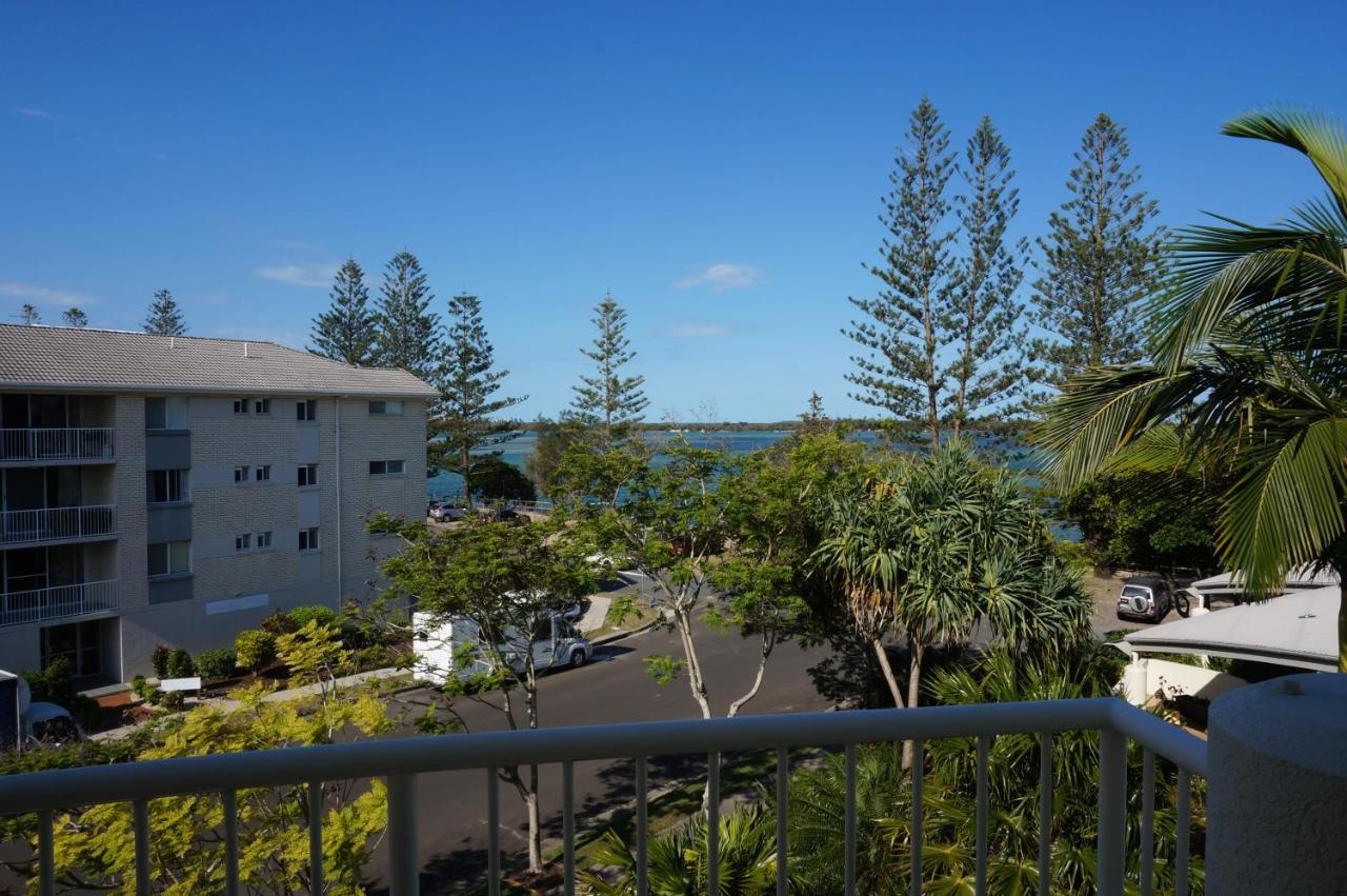 Moorings Beach Resort photo 3