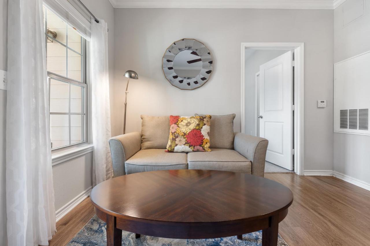 Cozy 1BR Retreat PEC 2104 - 6