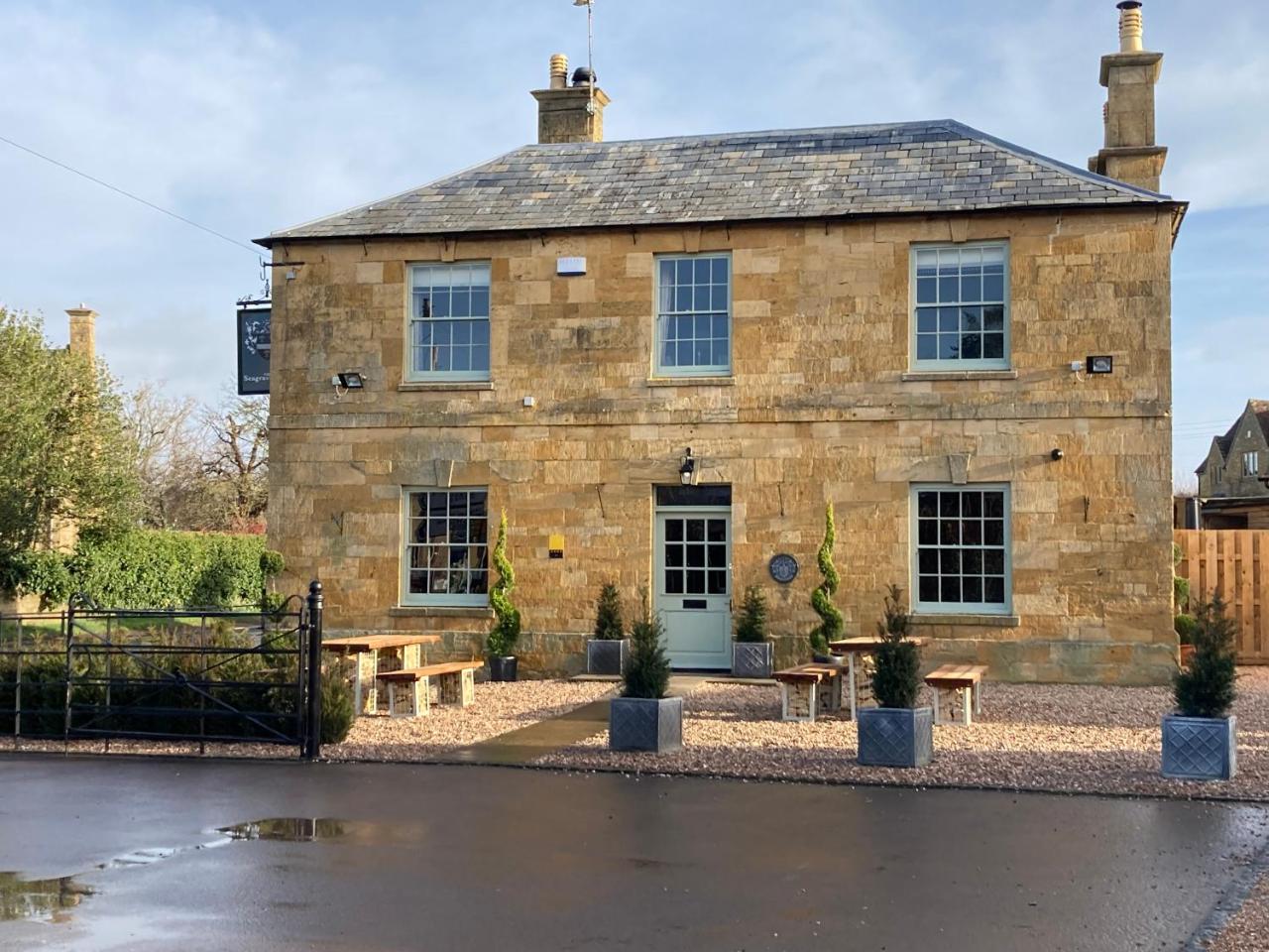 The Seagrave Arms
