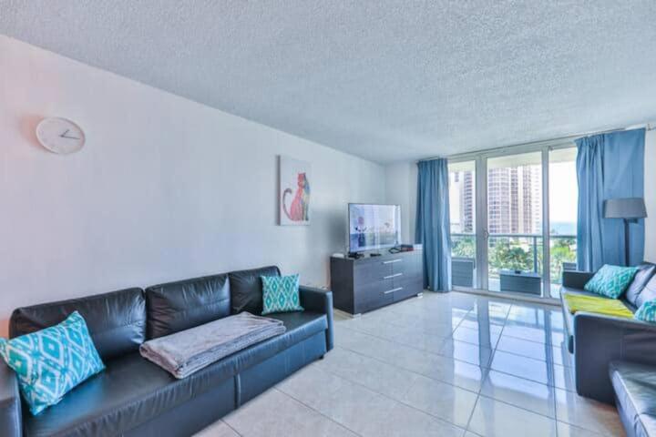 Introdused by Ocean Reserve free parking STR-02559 - 6