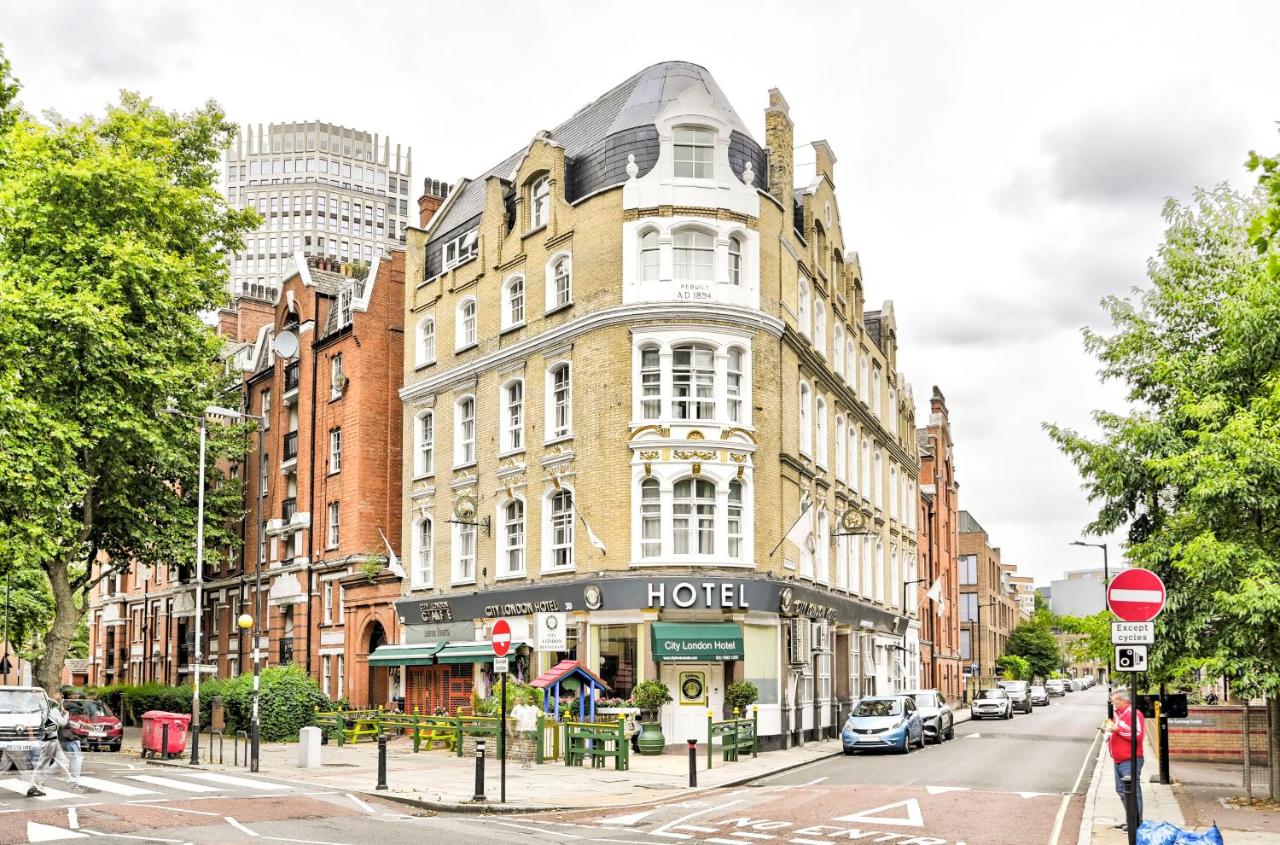 City London Hotel