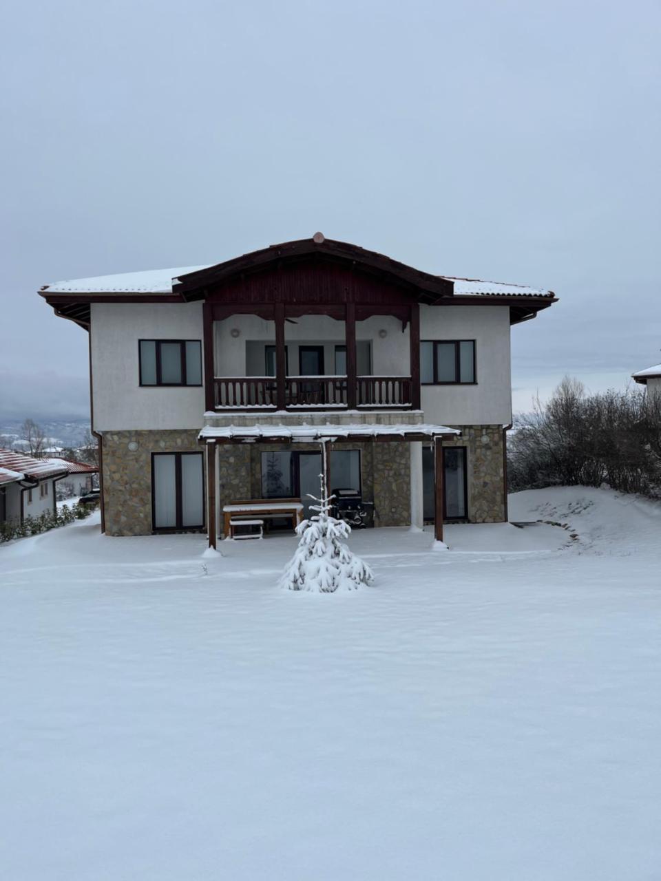 Villa Dreams in Golf Club Ibar - 3