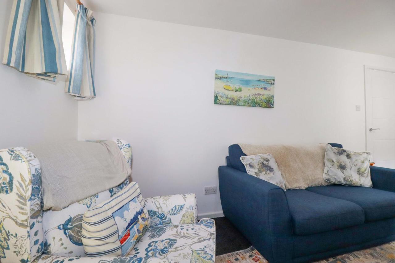Seaside Apartment - 5
