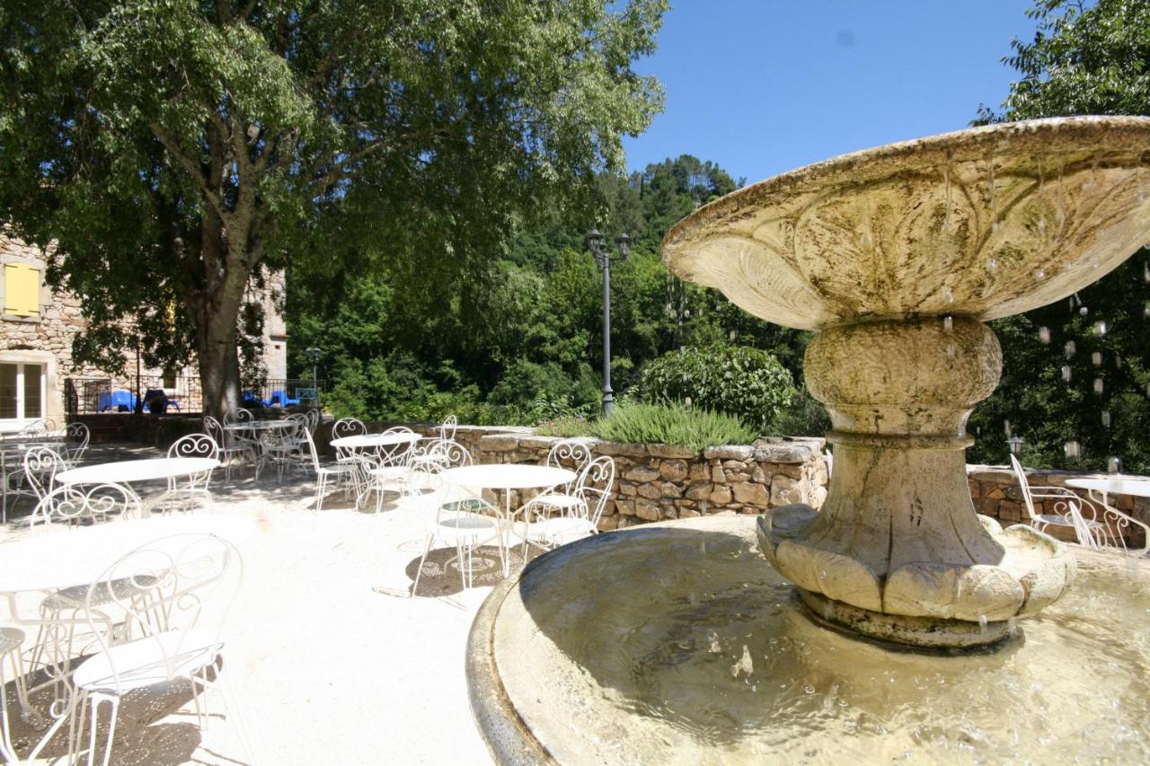 Logis Hôtel Restaurant Le Domaine de l'Eau Vive photo 2