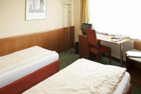 Landgasthof Hotel Muhr - 4