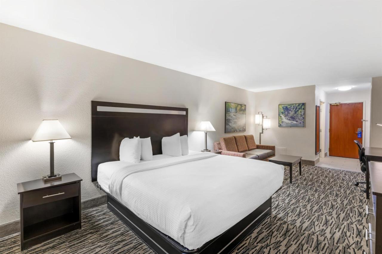 Photo - Best Western Plus McDonough Inn & Suites