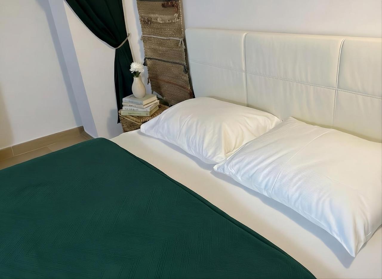 2 room's Family Apartments Zemlinski 12 - 2