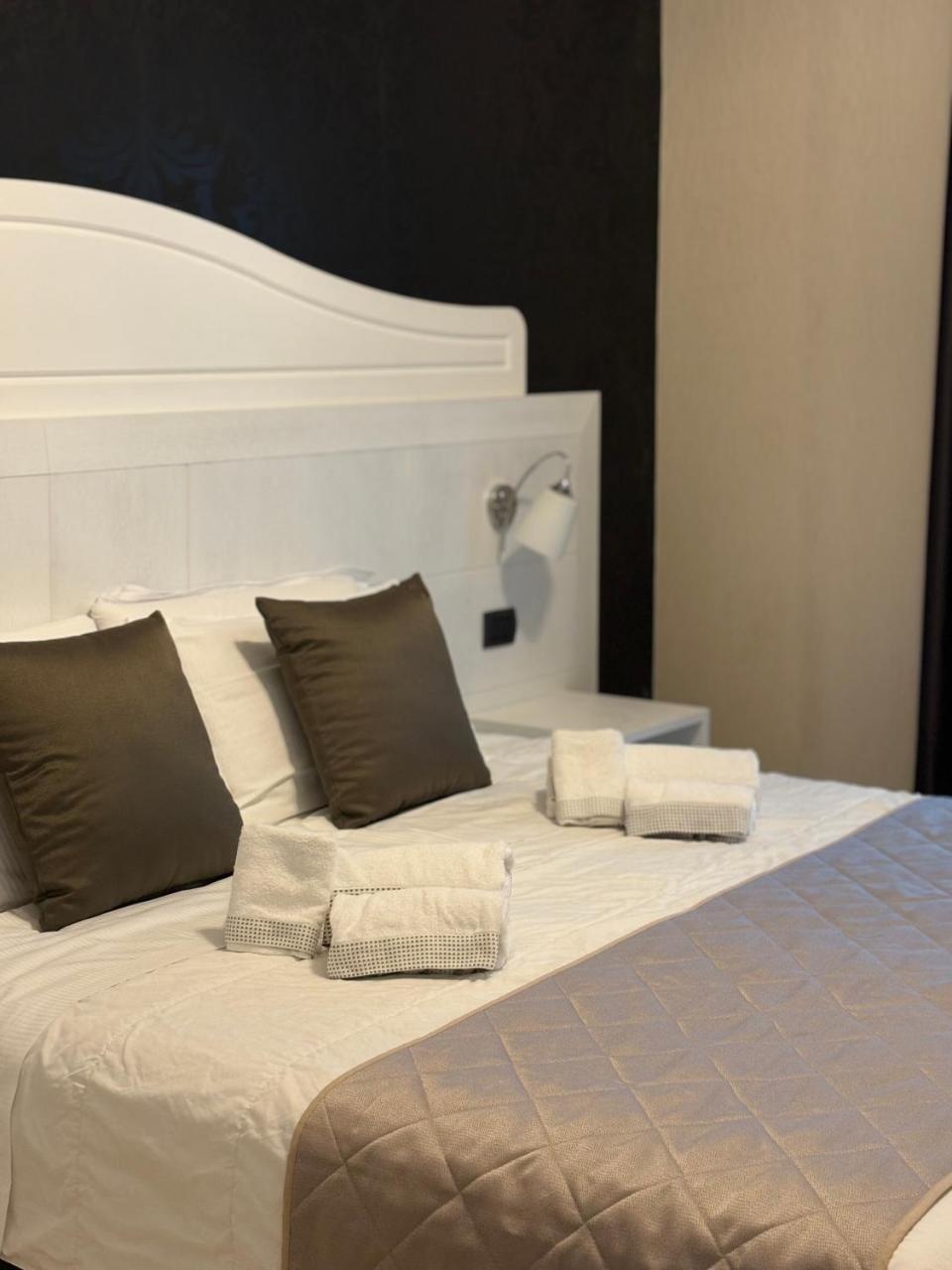 Hotel Donna Crescenza