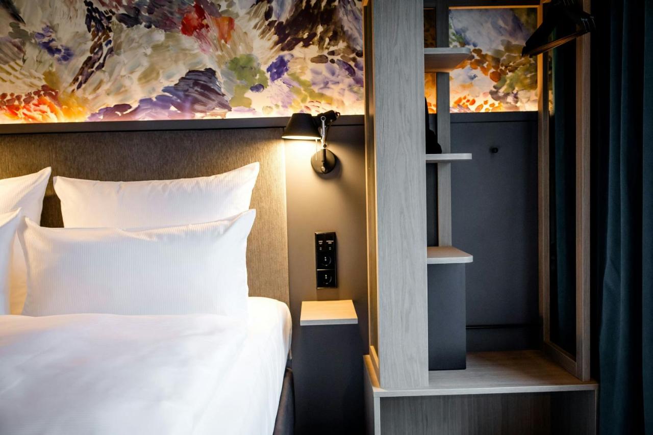 Motel One Antwerp photo 4