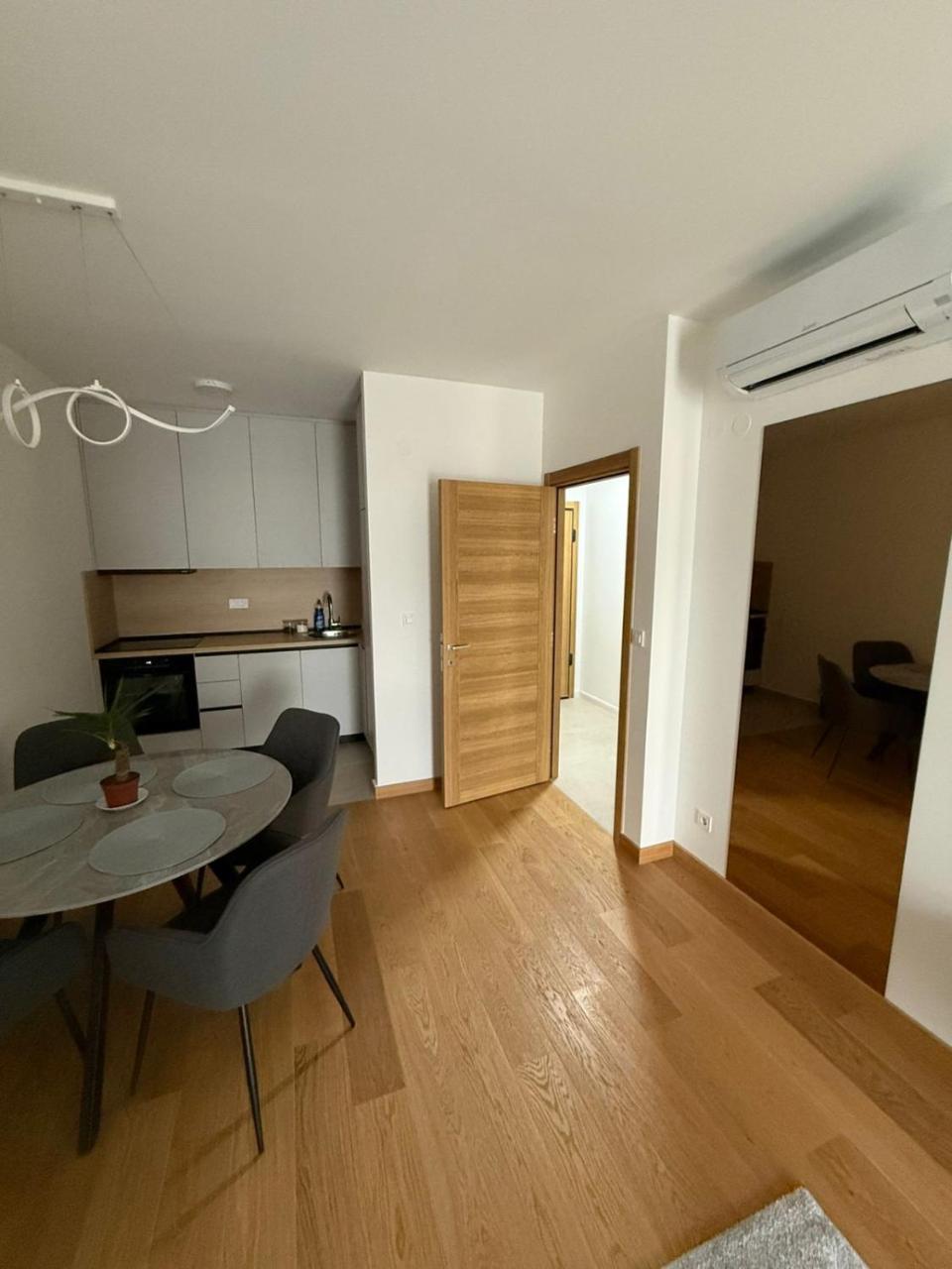 Premium Suites with GARAGE - 2