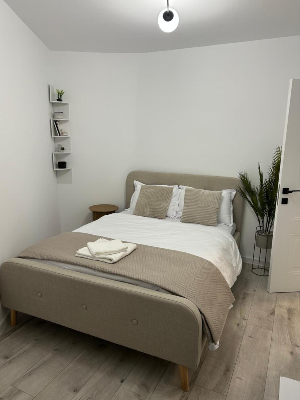 Old Town Luxury Apartment FREE Parking - 5
