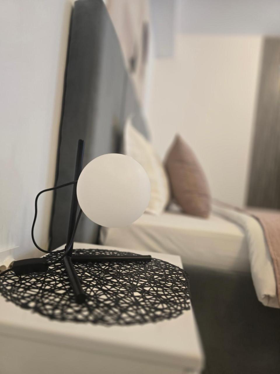 Sofia Residence-Otopeni Airport & Therme- Libertatii Gardens-Self Check-in - 2