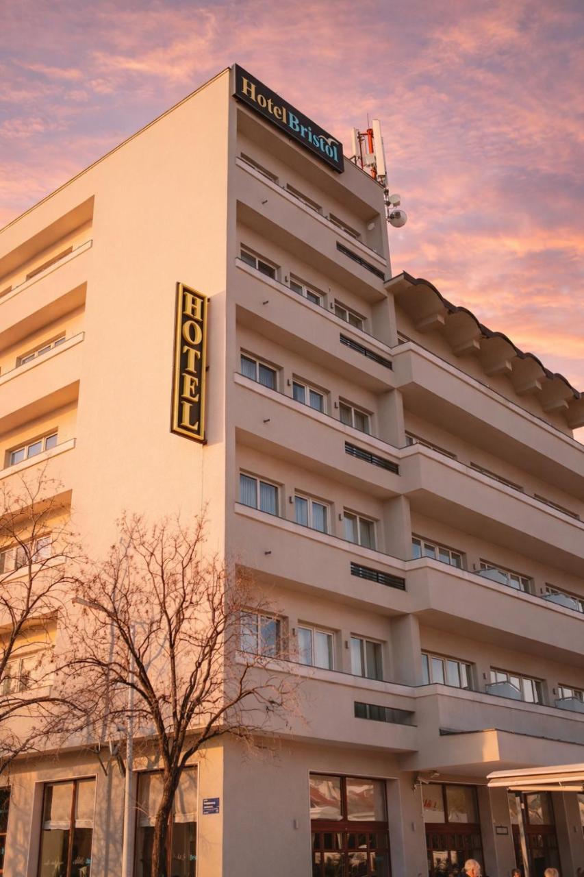 Hotel Bristol - 3