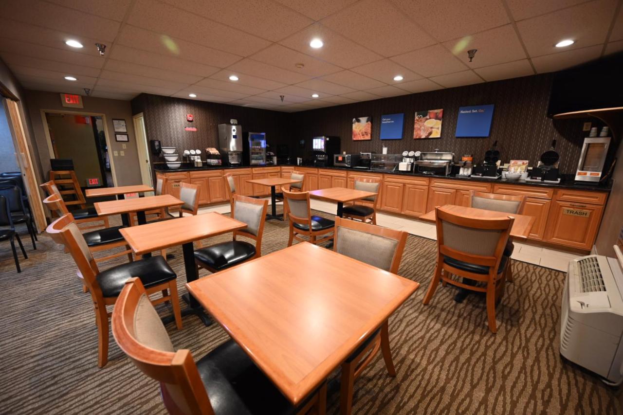 Comfort Inn Owatonna near Medical Center photo 4