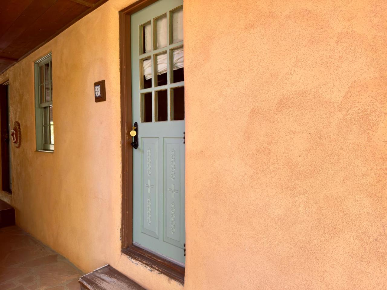 Old Taos Guesthouse B&B photo 4