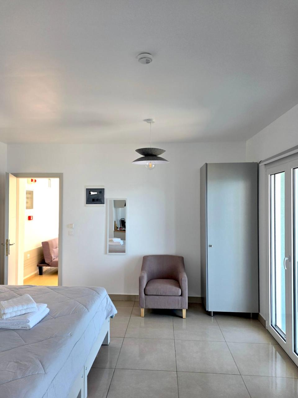 12 Gods Resort - 6