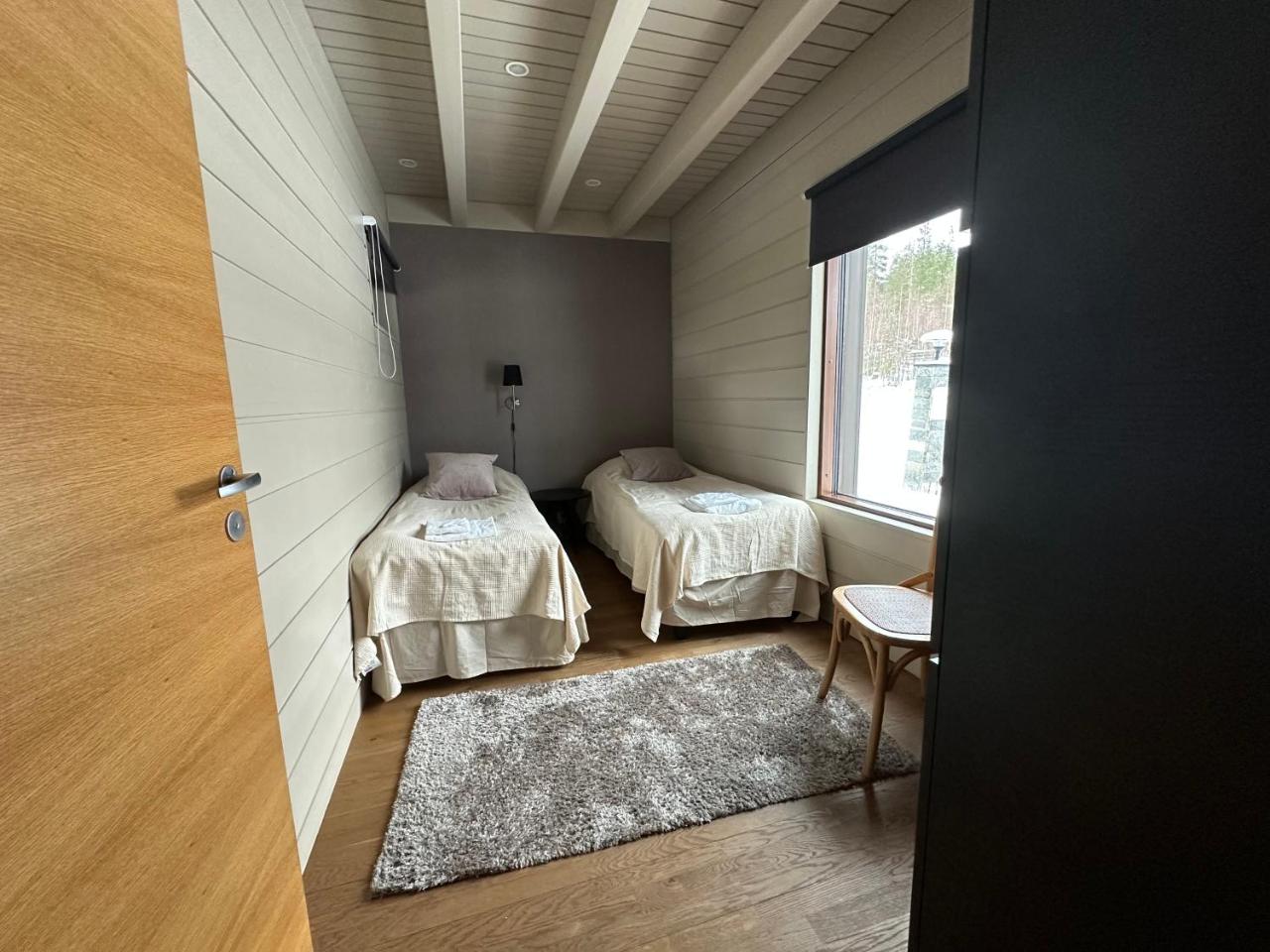 Naava Resort Luppo - Upea huvila järvinäkymällä ja ulkoporealtaalla - 2
