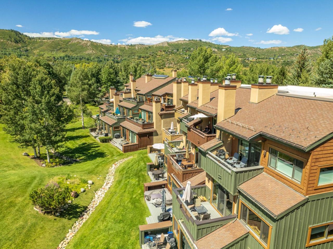 Villas at Snowmass CLub photo 4