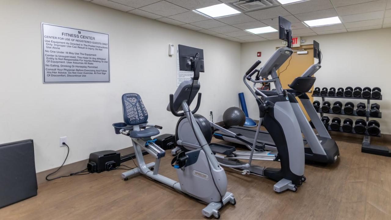 Holiday Inn Express & Suites Macon - I-475 by IHG photo 4