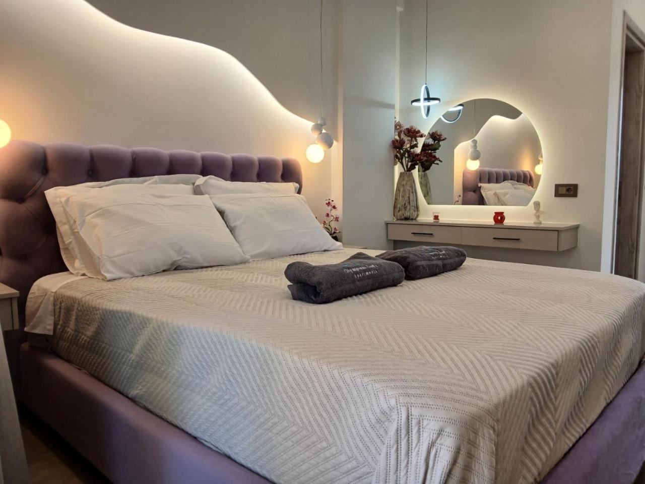 Olympian Gods apartments - 2