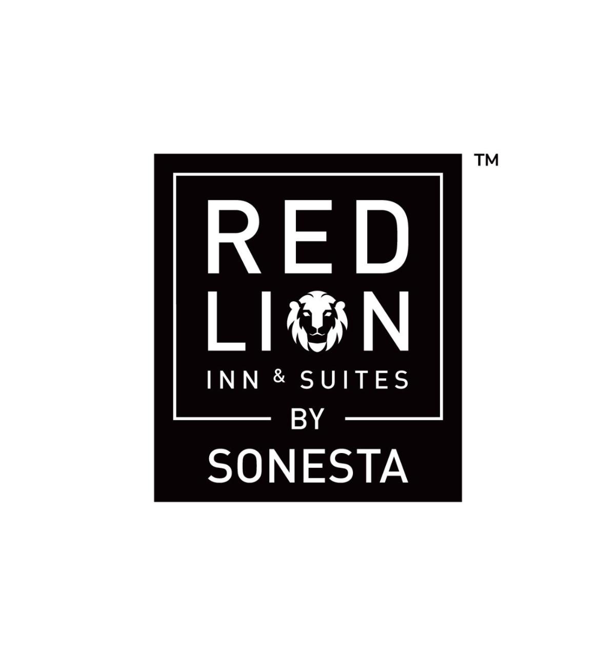 Red Lion Inn & Suites Adairsville