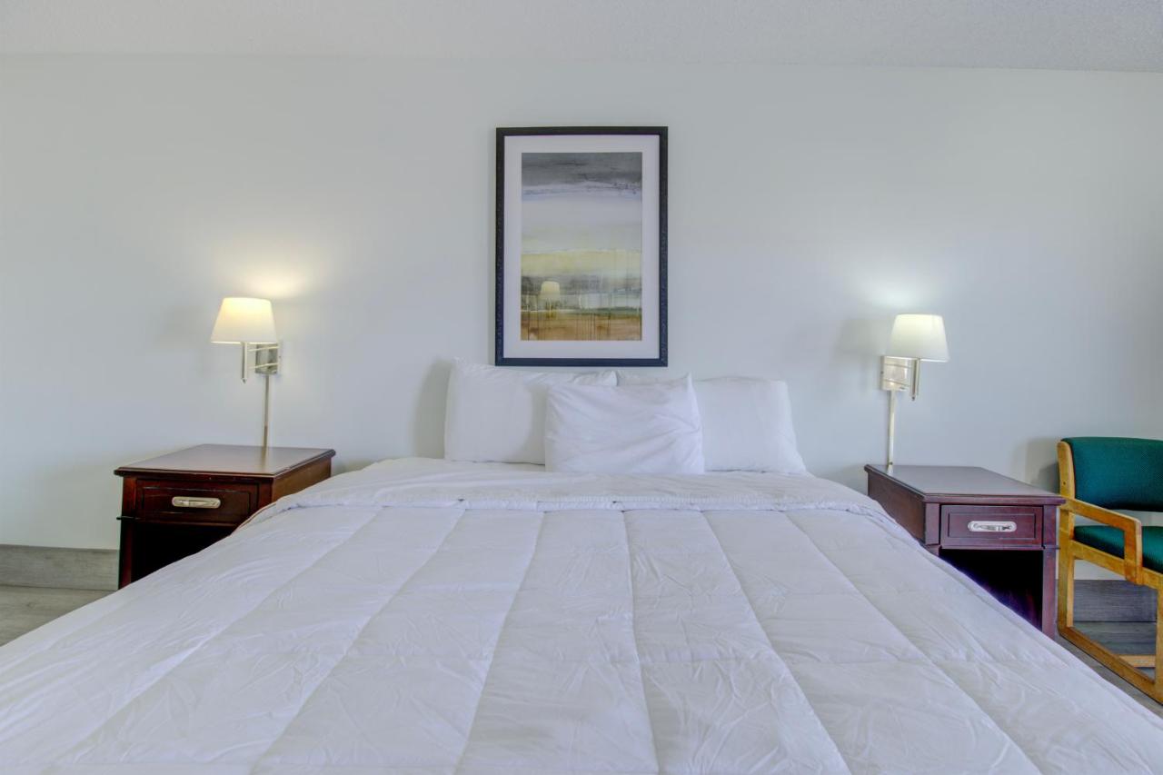 OYO Malden Airport Inn photo 3